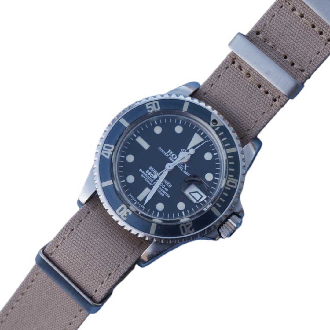 NATO Strap - textiles Uhrenarmband mit einer Uhr Rolex
