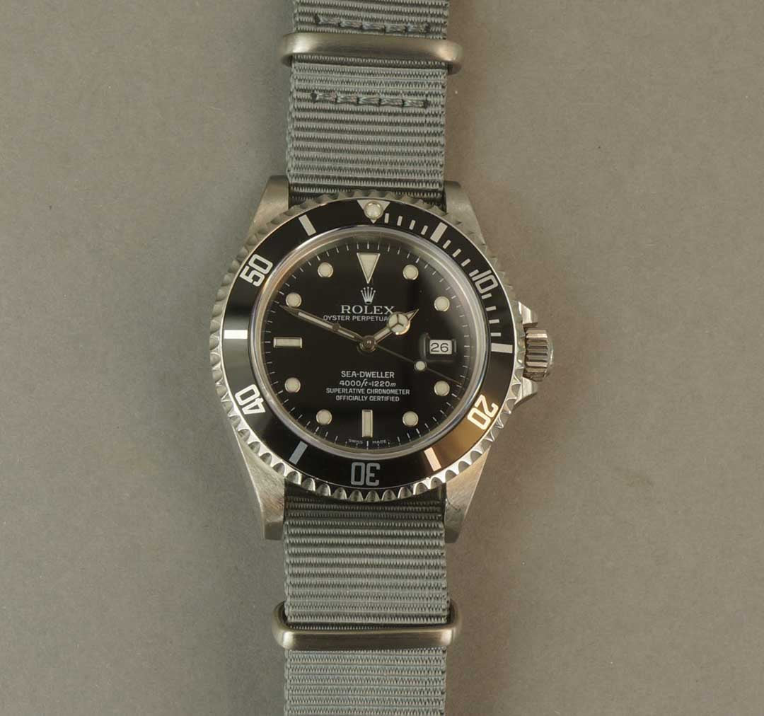 NATO Strap - textiles Uhrenarmband mit einer Uhr Rolex