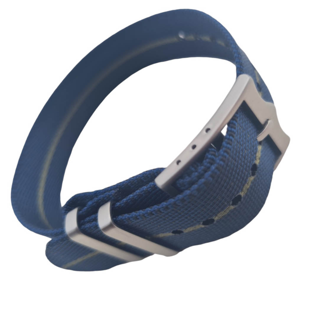 textiles Uhrenarmband mit mattierter Edelstahlschliesse