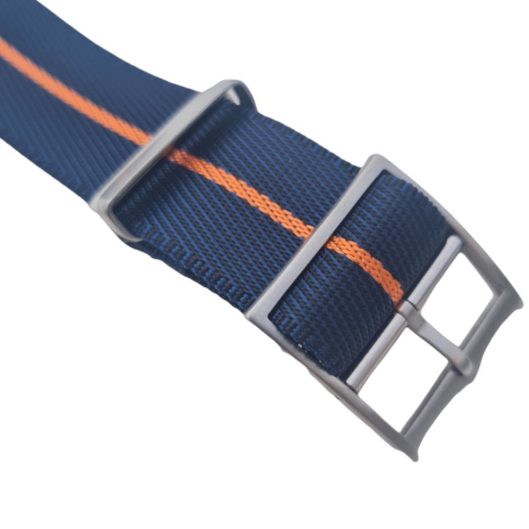 textiles Uhrenarmband mit mattierter Edelstahlschliesse