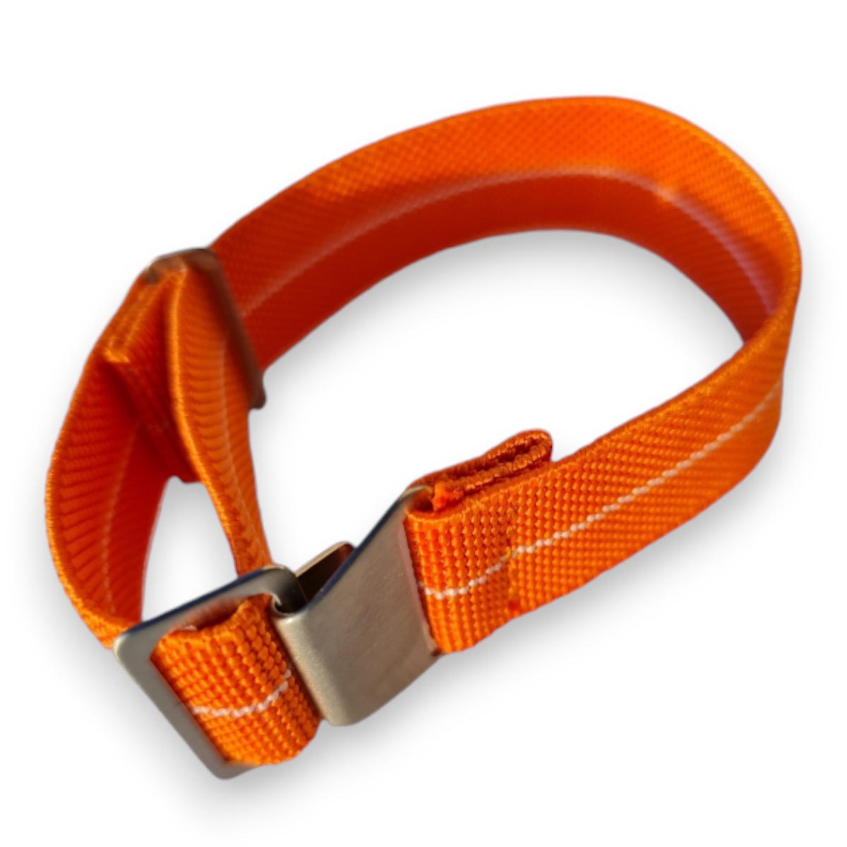 Stretch Uhrenarmband mit Spangenschliesse aus mattierten Edelstahl - Parachute Strap