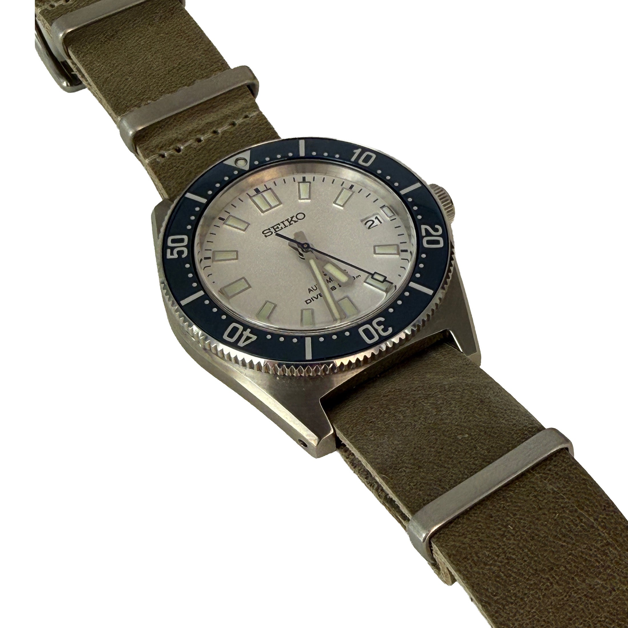 NATO Strap aus Leder Farbe grau
