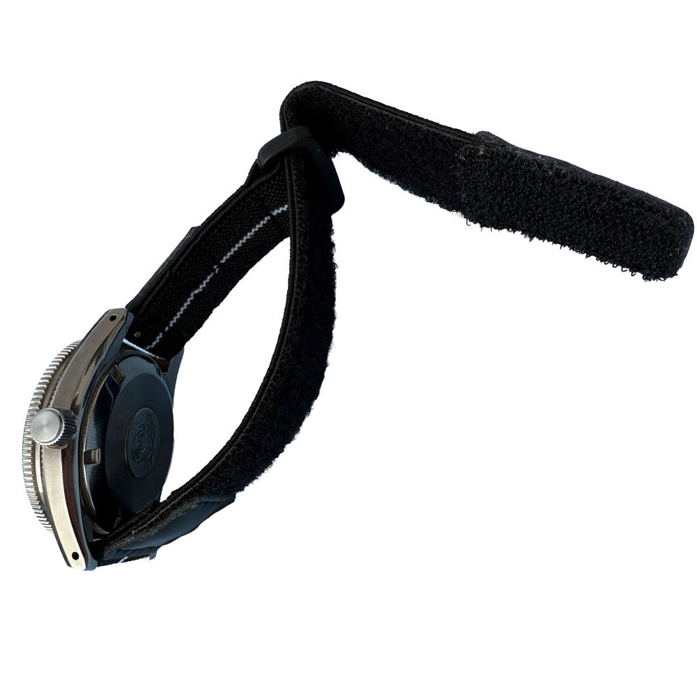 Velcro Strap schwarz weiß gestreift